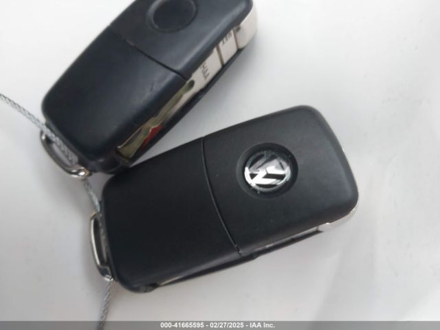 3VWD17AJ2FM354359 Volkswagen Jetta 1.8t Se