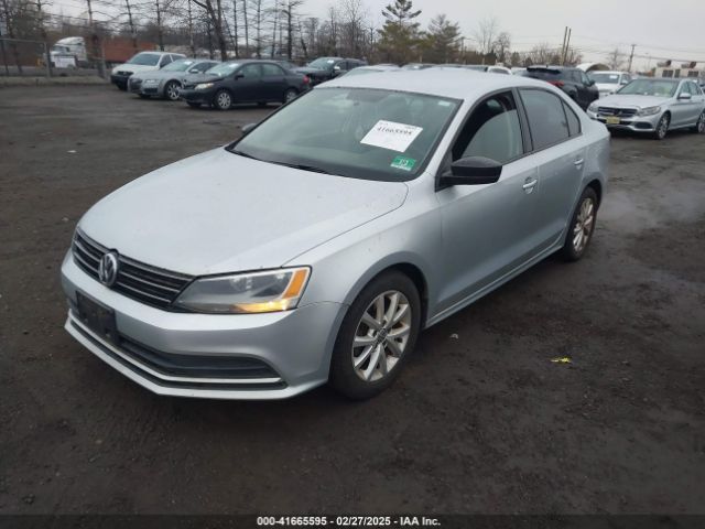 3VWD17AJ2FM354359 Volkswagen Jetta 1.8t Se