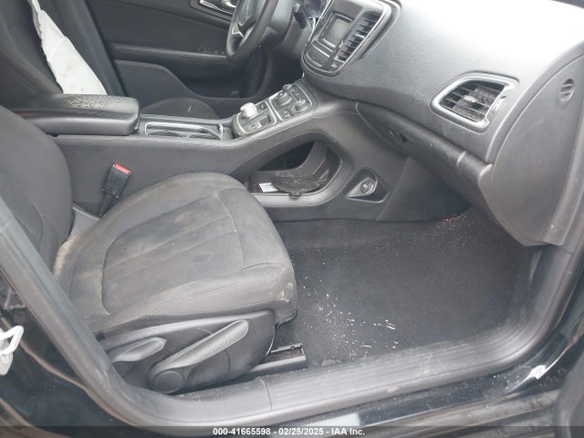 Chrysler 200 Limited 2016 1C3CCCAB9GN144394 Image 5