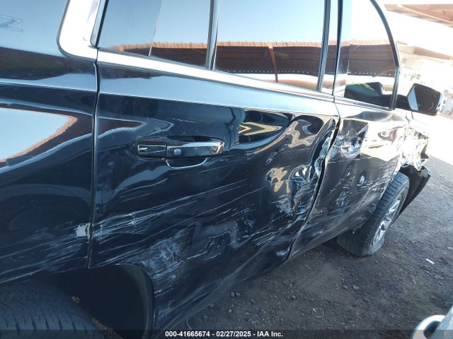 1GNSKBKC8FR633783 Chevrolet Tahoe Lt