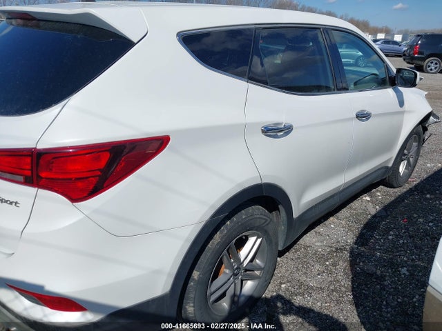 5XYZT3LB0JG564045 Hyundai Santa Fe Sport 2.4l