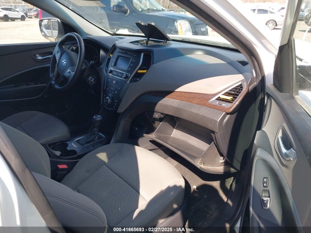 5XYZT3LB0JG564045 Hyundai Santa Fe Sport 2.4l