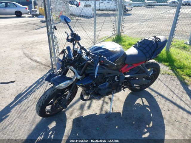 2014 TRIUMPH MOTORCYCLE STREET TRIPLE SMTL03NE3ET640293 Photo 1