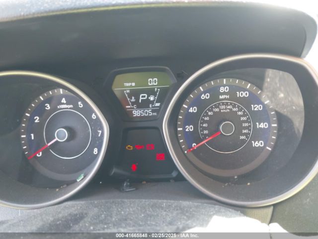 5NPDH4AE0FH640930 Hyundai ELANTRA SE