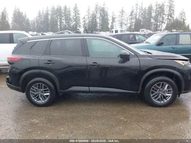 5N1BT3AA9RC725497 Nissan Rogue S Fwd