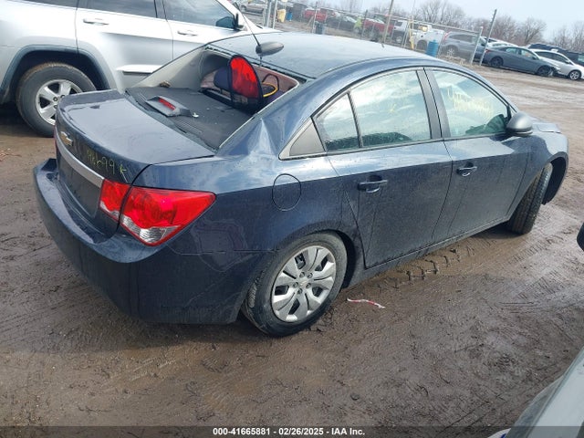1G1PA5SH9F7196699 Chevrolet Cruze Ls Auto