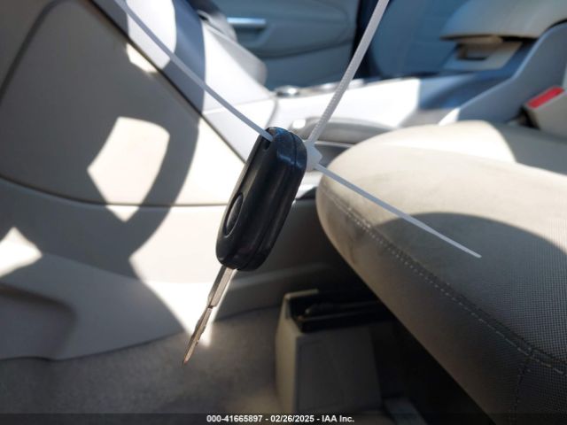 1FMCU0GX3FUC80207 Ford ESCAPE SE