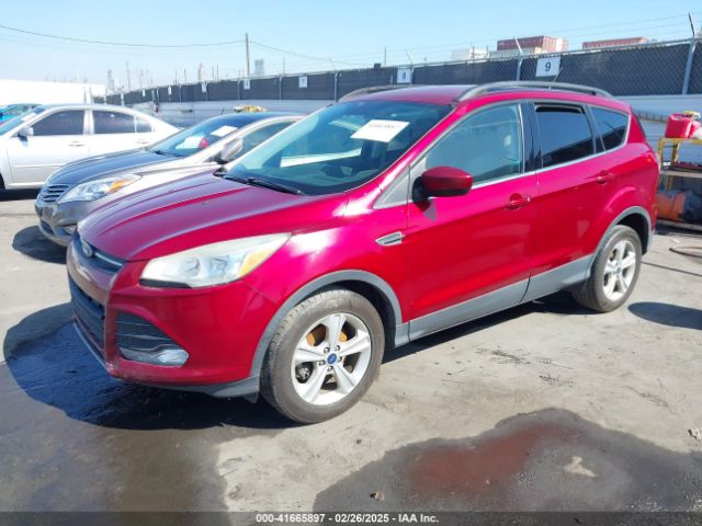 1FMCU0GX3FUC80207 Ford ESCAPE SE