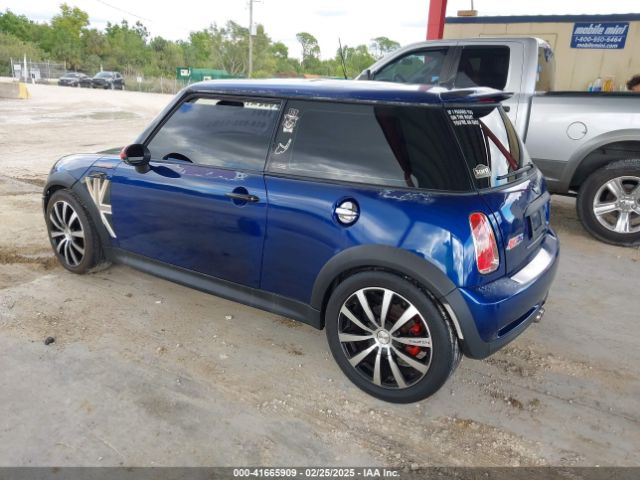 2004 MINI COOPER S WMWRE33464TD83102 Photo 2