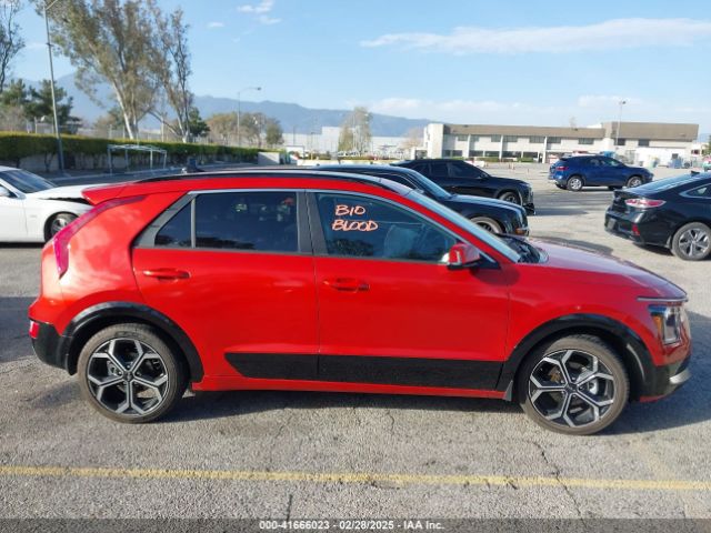 KNDCR3LE3P5093816 KIA Niro Ex Touring