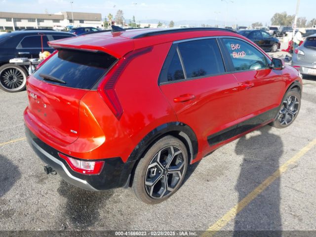 KNDCR3LE3P5093816 KIA Niro Ex Touring