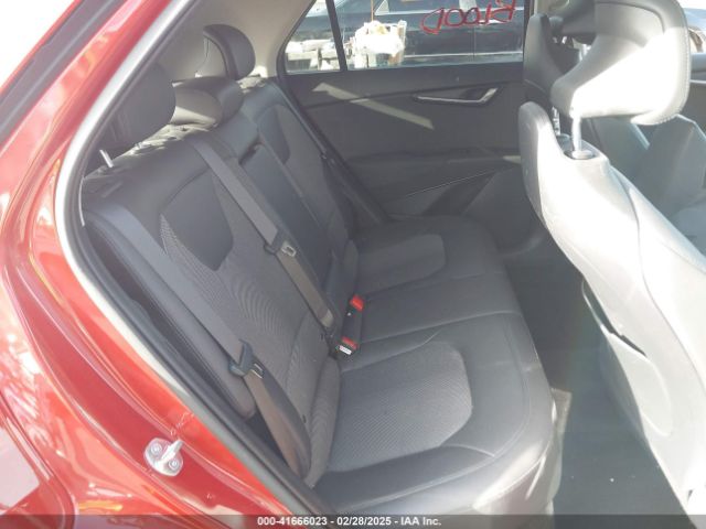 KNDCR3LE3P5093816 KIA Niro Ex Touring