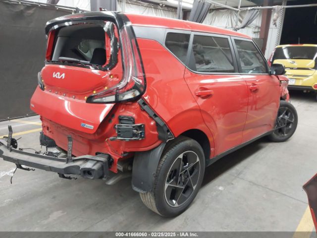 KNDJ33AU4R7220504 KIA SOUL EX