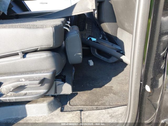 1GNSKNKDXNR312014 Chevrolet Tahoe 4wd Lt
