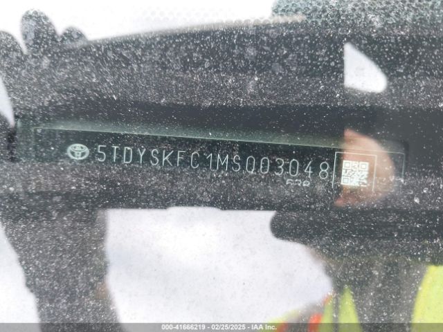 5TDYSKFC1MS003048 Toyota SIENNA XLE