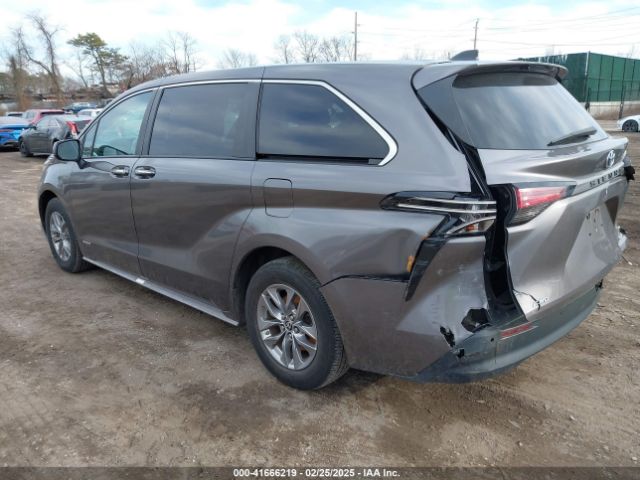 5TDYSKFC1MS003048 Toyota SIENNA XLE