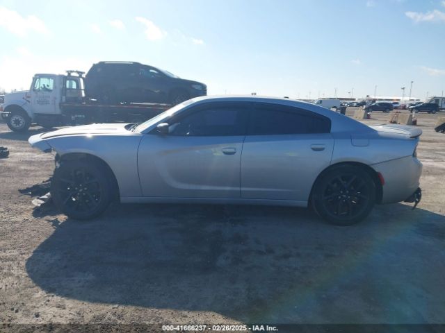 2C3CDXBG5KH626442 Dodge Charger Sxt Rwd