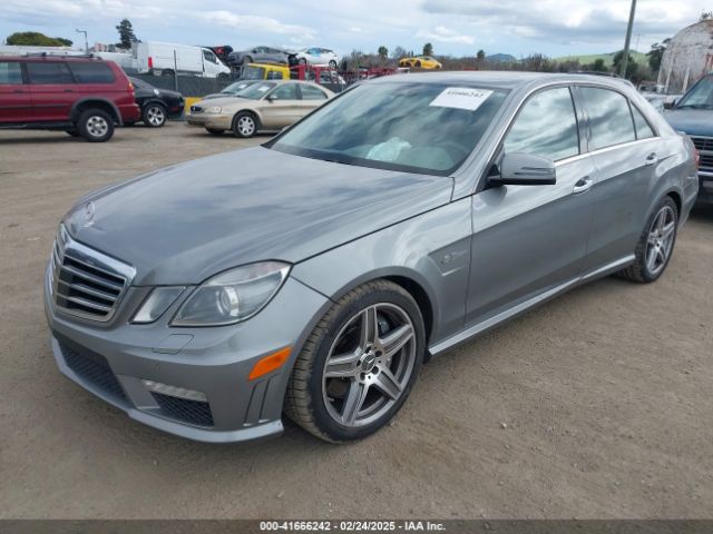 2010 MERCEDES-BENZ E 63 AMG WDDHF7HB1AA108872 Photo 1