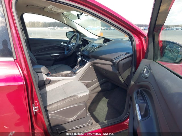 1FMCU9G9XGUA77208 Ford ESCAPE SE