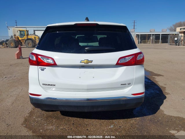 Chevrolet EQUINOX LT 2018 2GNAXSEV2J6186236 Image 16