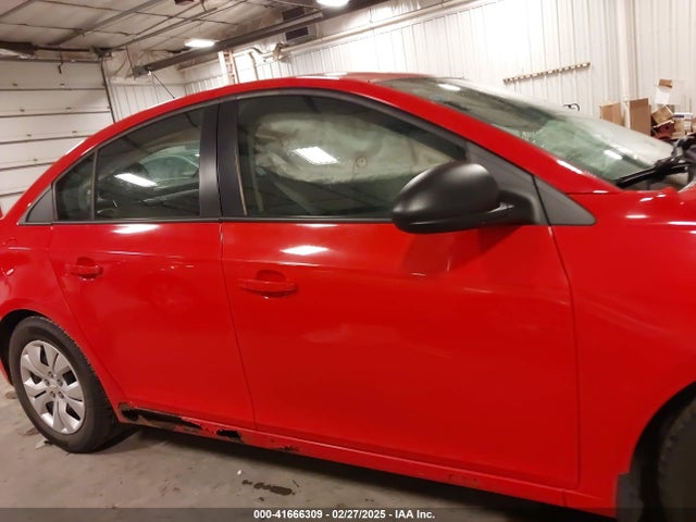 1G1PA5SH7E7281622 Chevrolet Cruze Ls Auto