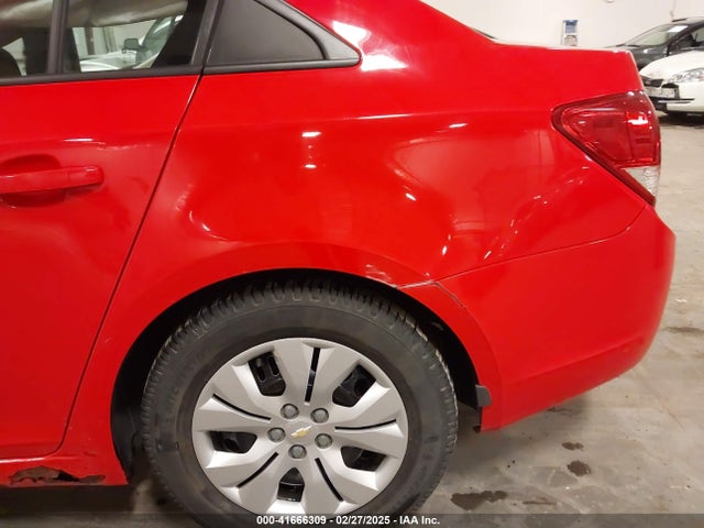1G1PA5SH7E7281622 Chevrolet Cruze Ls Auto