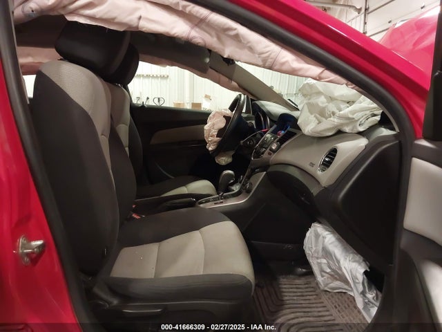 1G1PA5SH7E7281622 Chevrolet Cruze Ls Auto