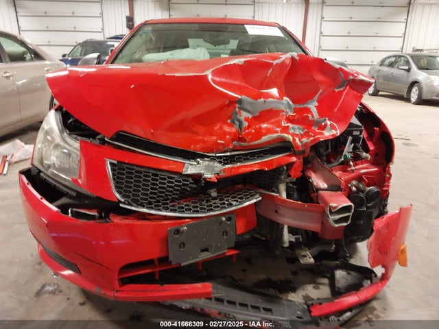 1G1PA5SH7E7281622 Chevrolet Cruze Ls Auto