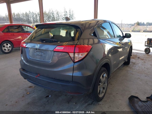 Honda HR-V LX 2017 3CZRU5H36HM700440 Image 4