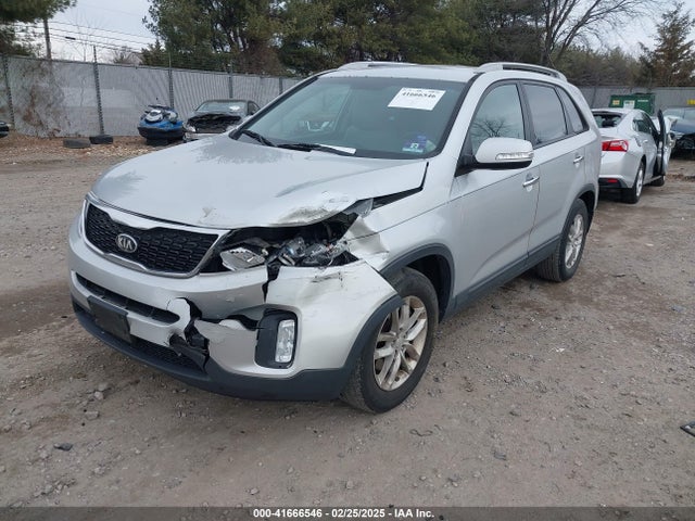 5XYKT3A65FG627431 KIA SORENTO LX