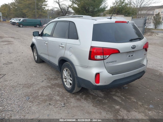 5XYKT3A65FG627431 KIA SORENTO LX