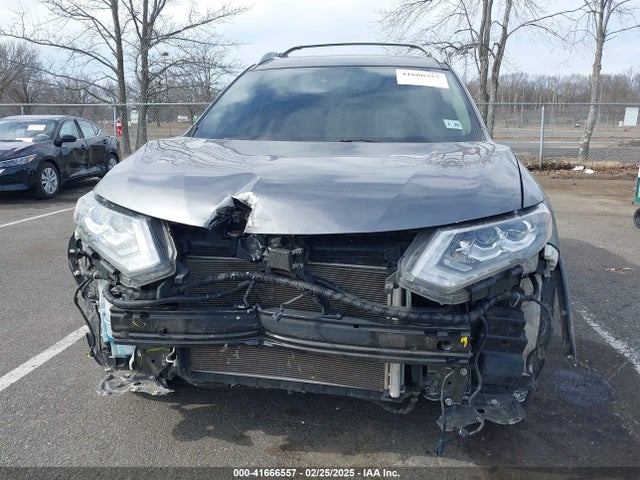 5N1AT2MV1KC830772 Nissan Rogue Sl