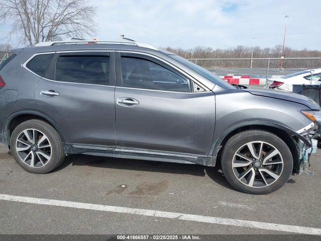5N1AT2MV1KC830772 Nissan Rogue Sl
