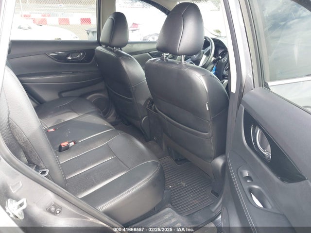 5N1AT2MV1KC830772 Nissan Rogue Sl