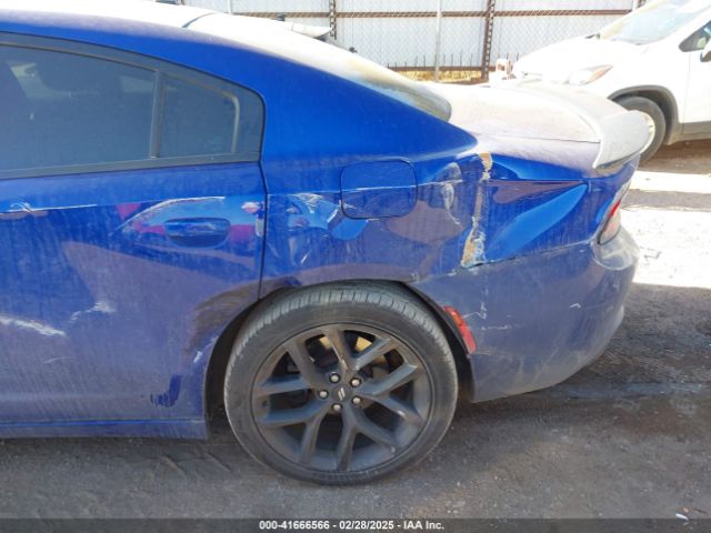 2C3CDXBG0KH588294 Dodge Charger Sxt Rwd
