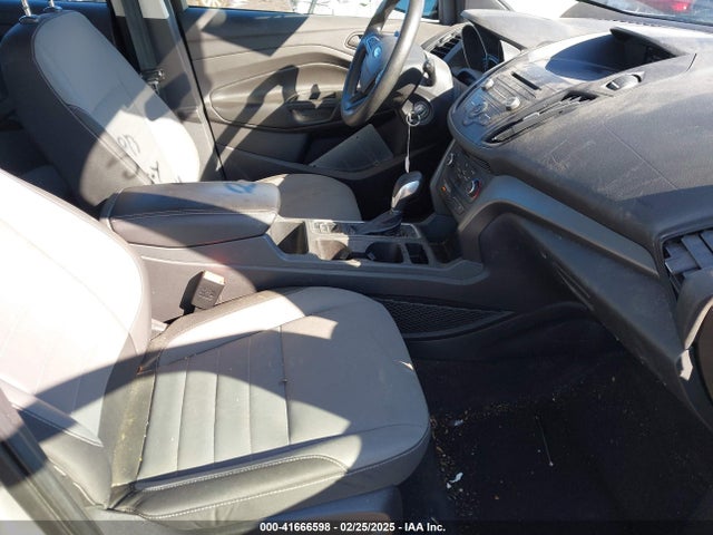 1FMCU0F70HUB41463 Ford ESCAPE S
