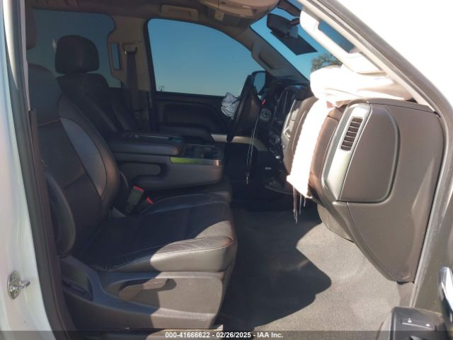 3GCUKREC1JG640699 Chevrolet Silverado 1500 2lt