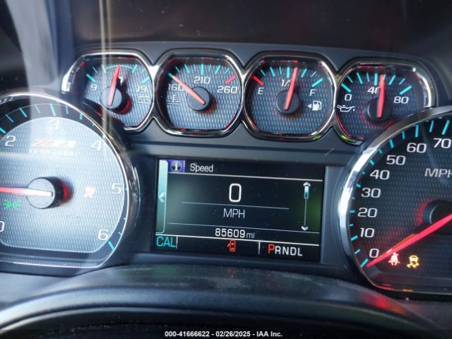 3GCUKREC1JG640699 Chevrolet Silverado 1500 2lt