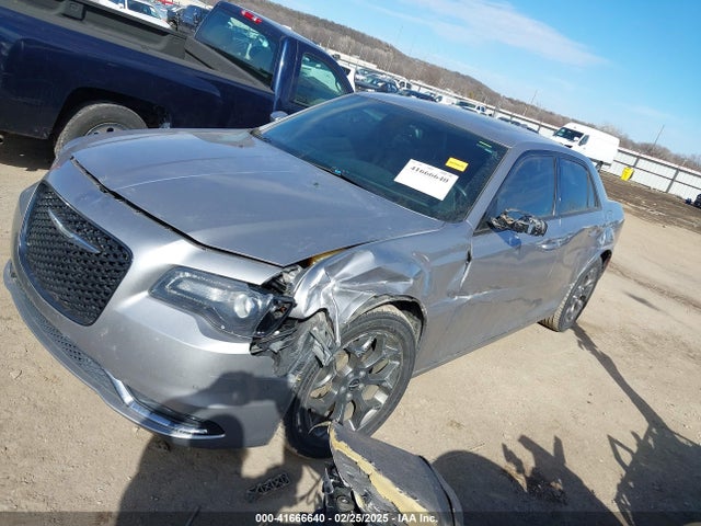 2C3CCAGG3GH208901 Chrysler 300 300s