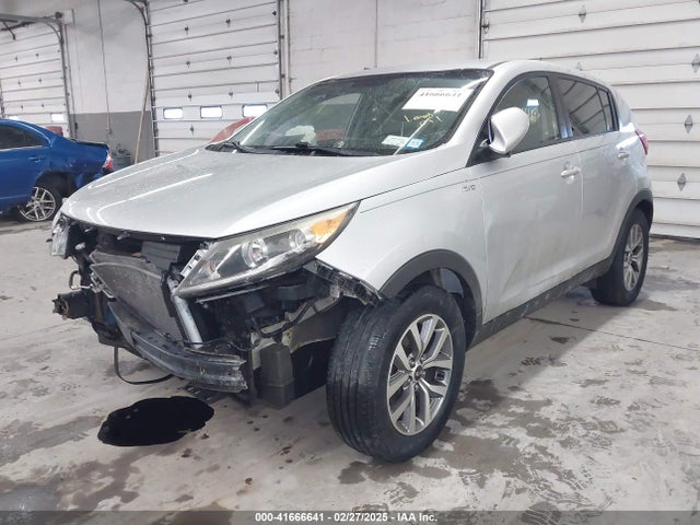 KIA Sportage Lx 2016 KNDPBCAC9G7862279 Image 2