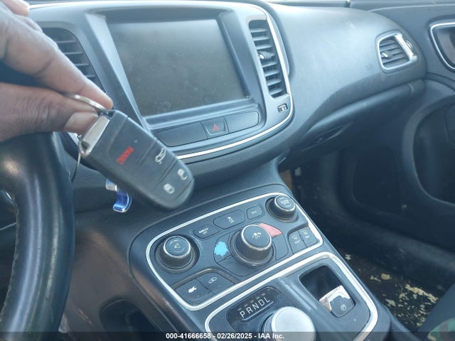 Chrysler 200 Limited 2016 1C3CCCAB4GN143783 Image 11