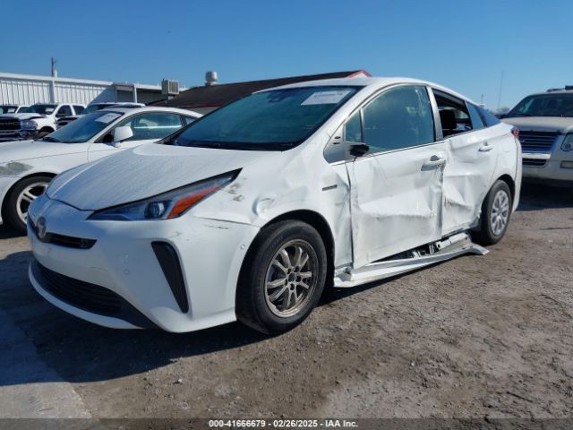JTDKAMFUXN3163123 Toyota Prius Le