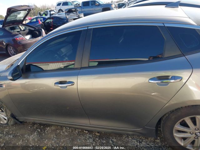 5XXGT4L35JG233021 KIA Optima Lx