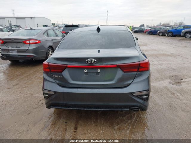 3KPF24AD0LE197566 KIA Forte Lxs