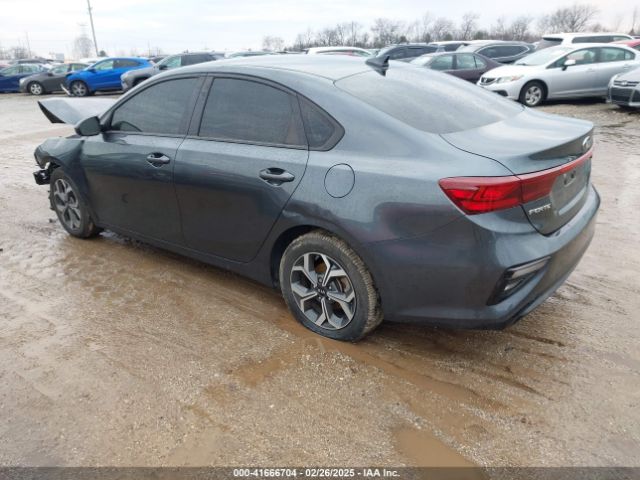 3KPF24AD0LE197566 KIA Forte Lxs
