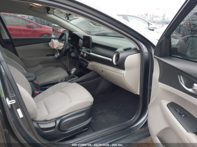 3KPF24AD0LE197566 KIA Forte Lxs