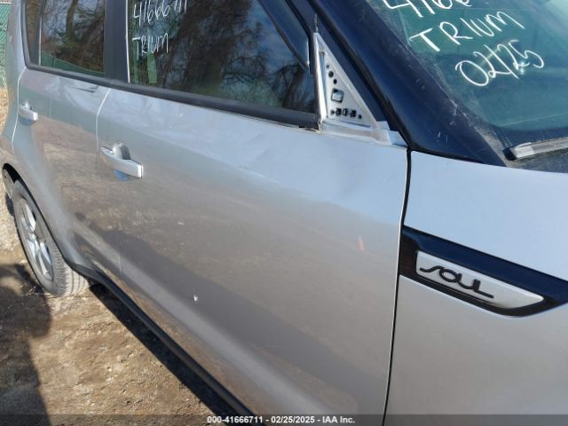KNDJN2A26J7584091 KIA Soul
