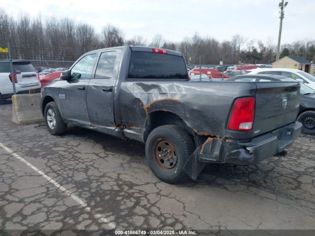 1C6RR7FGXHS733903 RAM 1500 Express  4x4 6'4 Box
