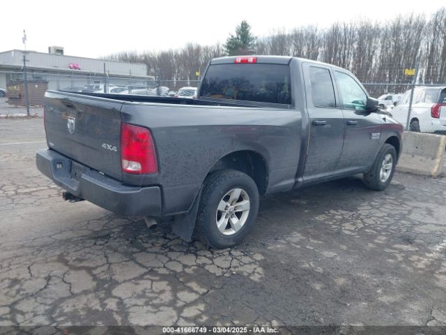 1C6RR7FGXHS733903 RAM 1500 Express  4x4 6'4 Box