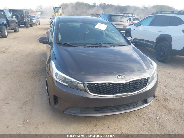 3KPFL4A78JE180941 KIA FORTE LX